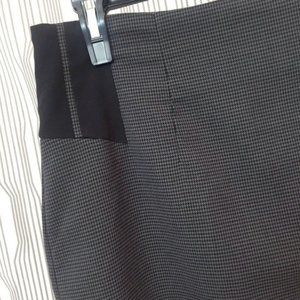 Worthington pencil skirt grey houndstooth 14 P